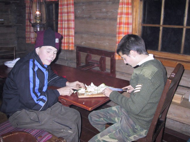 Marius og Lars skar l�k s� det grein!