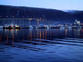 Troms�brua og Ishavskatedralen!